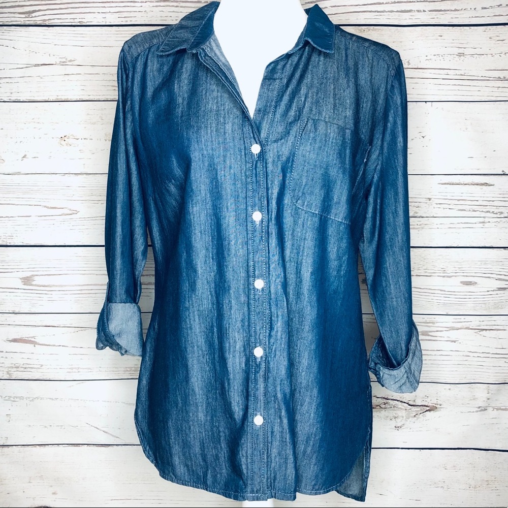 NWOT Apt. 9 Denim Blue Button Up | M